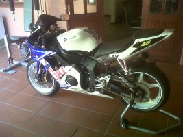 Yamaha R6