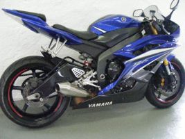 Yamaha R6