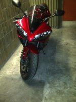 Yamaha R 1