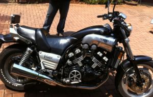 Yamaha V-max 1200