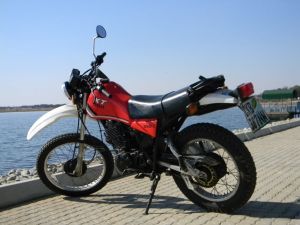 Yamaha Xt550