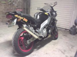 Yamaha Yzf600