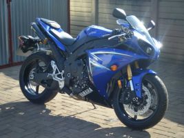 Yamaha Yzf R1