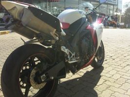 Yamaha Yzf R1