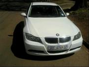  320i
