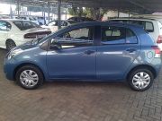  Yaris