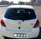  Yaris 
