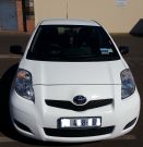  Yaris 