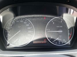  320d Exclusive Pack