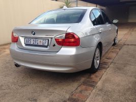  320i Exclusive