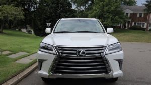  Lx 570