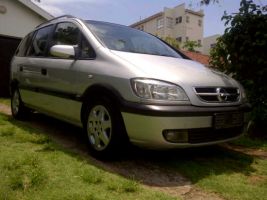  Zafira