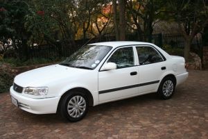  Corolla 1.6gle 2000