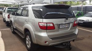  Fortuner 3.0 D4d
