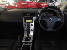 C30 2.0 Essential Powershift