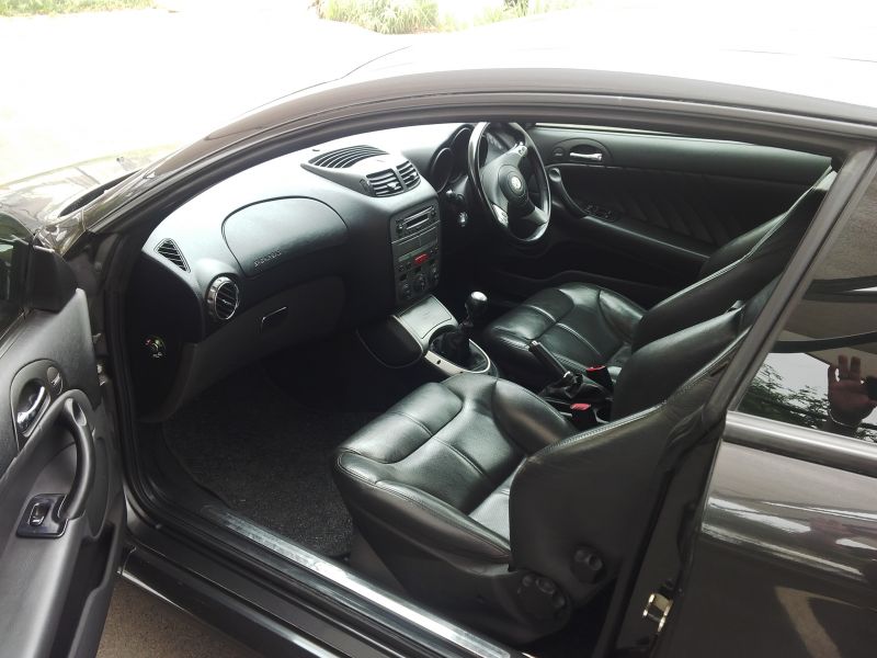  Gt Jtd 1.9 M 16v Distinctive