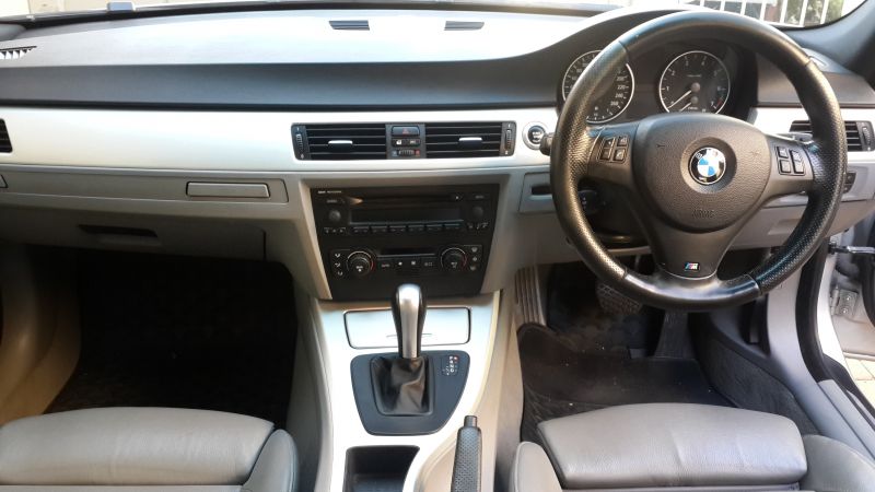  E 90 320i Automatic