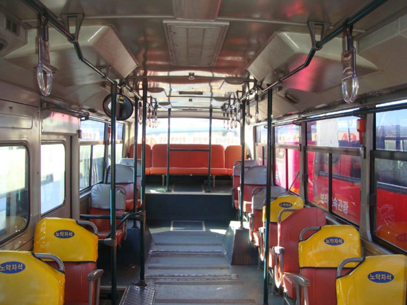  2door Bus