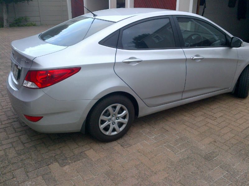  Accent Gls