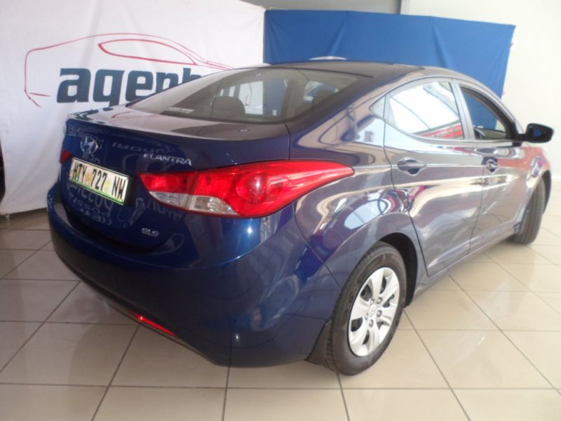  Elantra 1.6 Gls