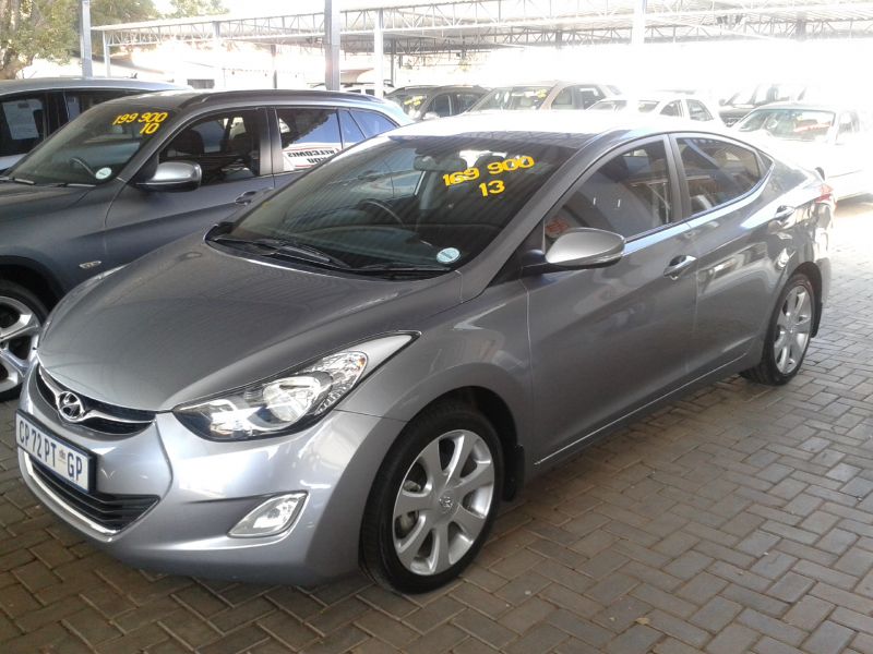  Elantra 1.6 Premium