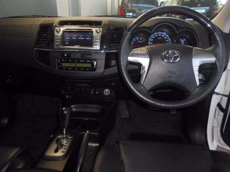  Fortuner 3.0d-4d Auto