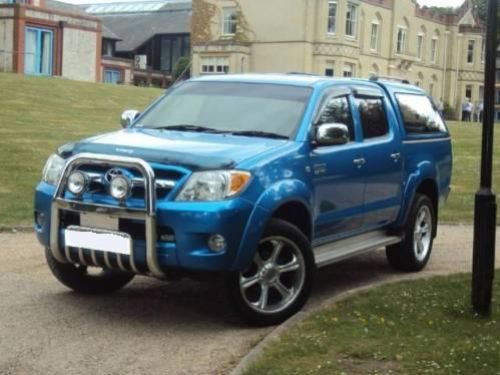  Hilux