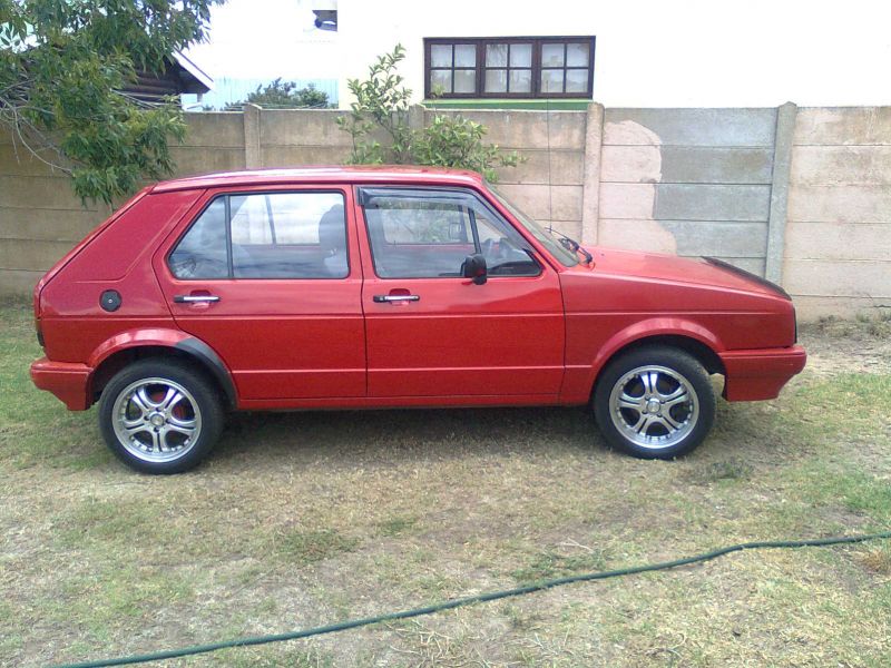  Golf 1300