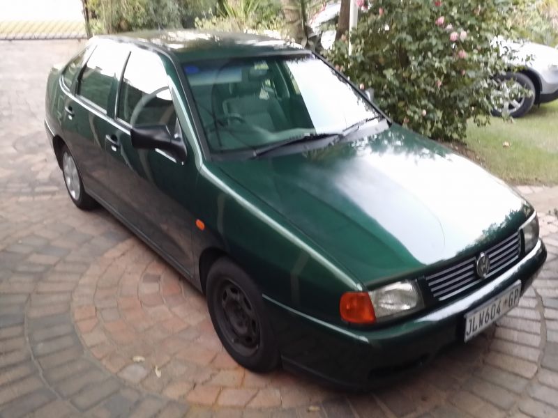 Volkswagen Polo Playa 1.4i