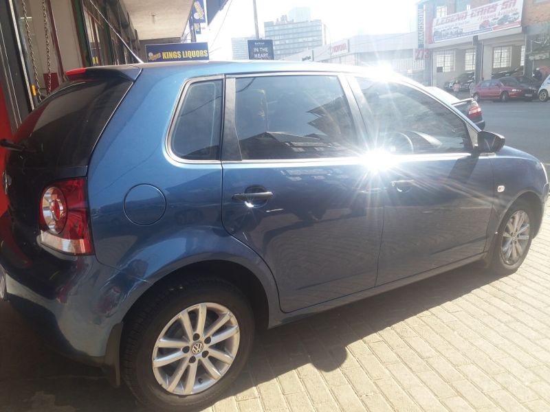  Polo Vivo